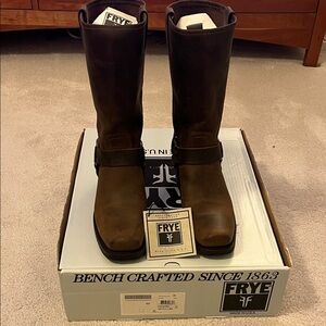 NIB Frye Harness 12R Boots - Tan - Size 9.5